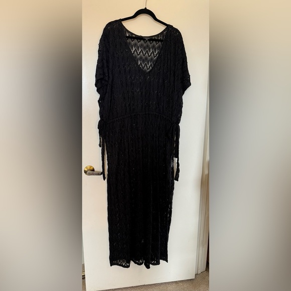 NWOT Torrid Short Sleeve Black Lace Maxi V-Neck Dress/Bathing Suit Cover Up 4X - Picture 1 of 8